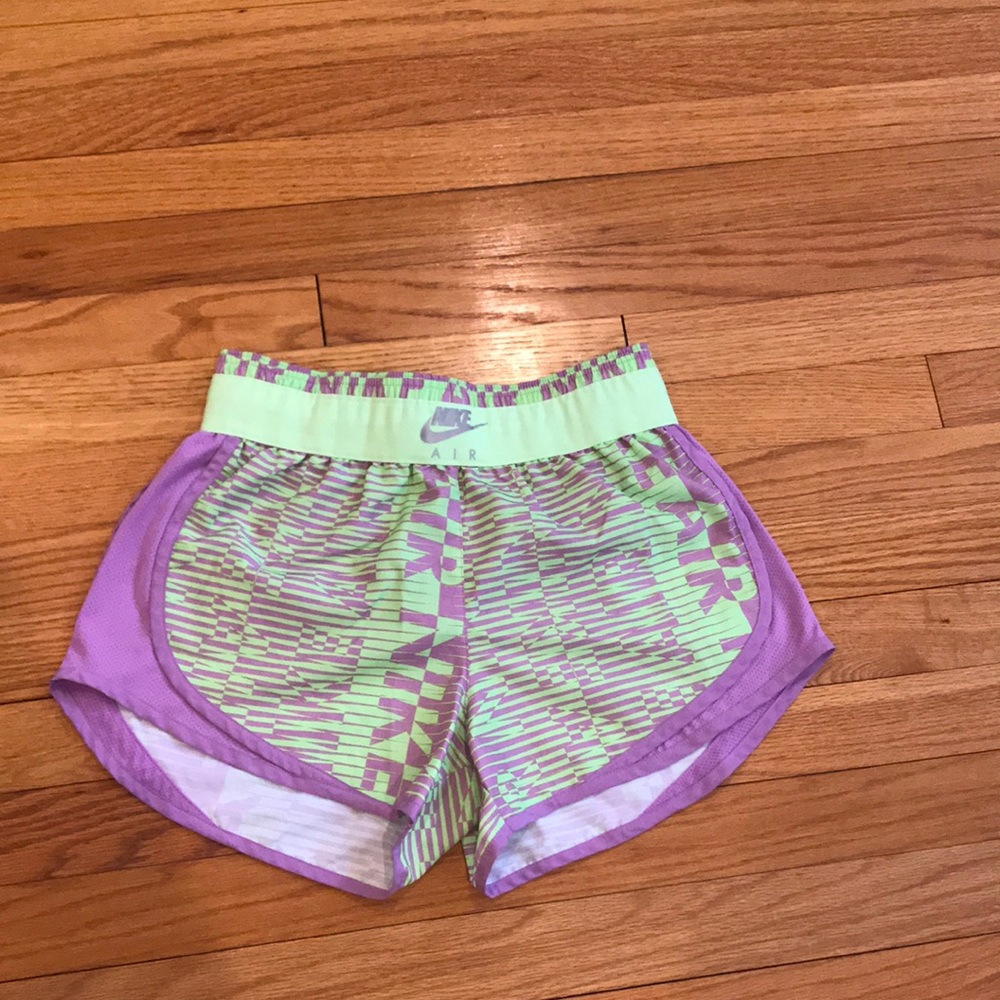 Nike Women’s Air Tempo Printed Shorts Size XS